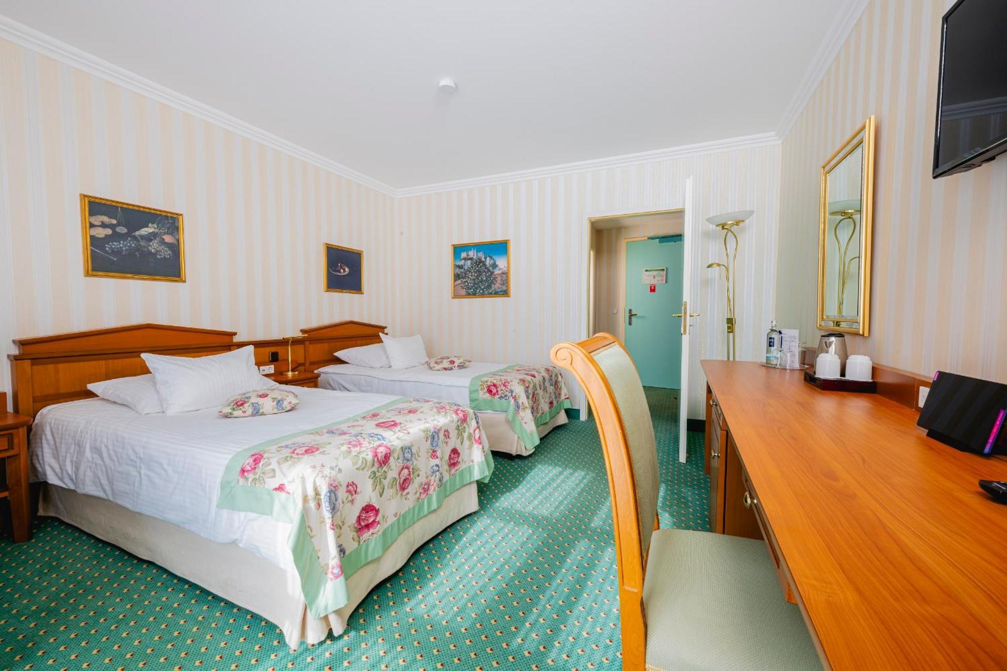 Hotel Am Schlosspark Gotha Exterior foto