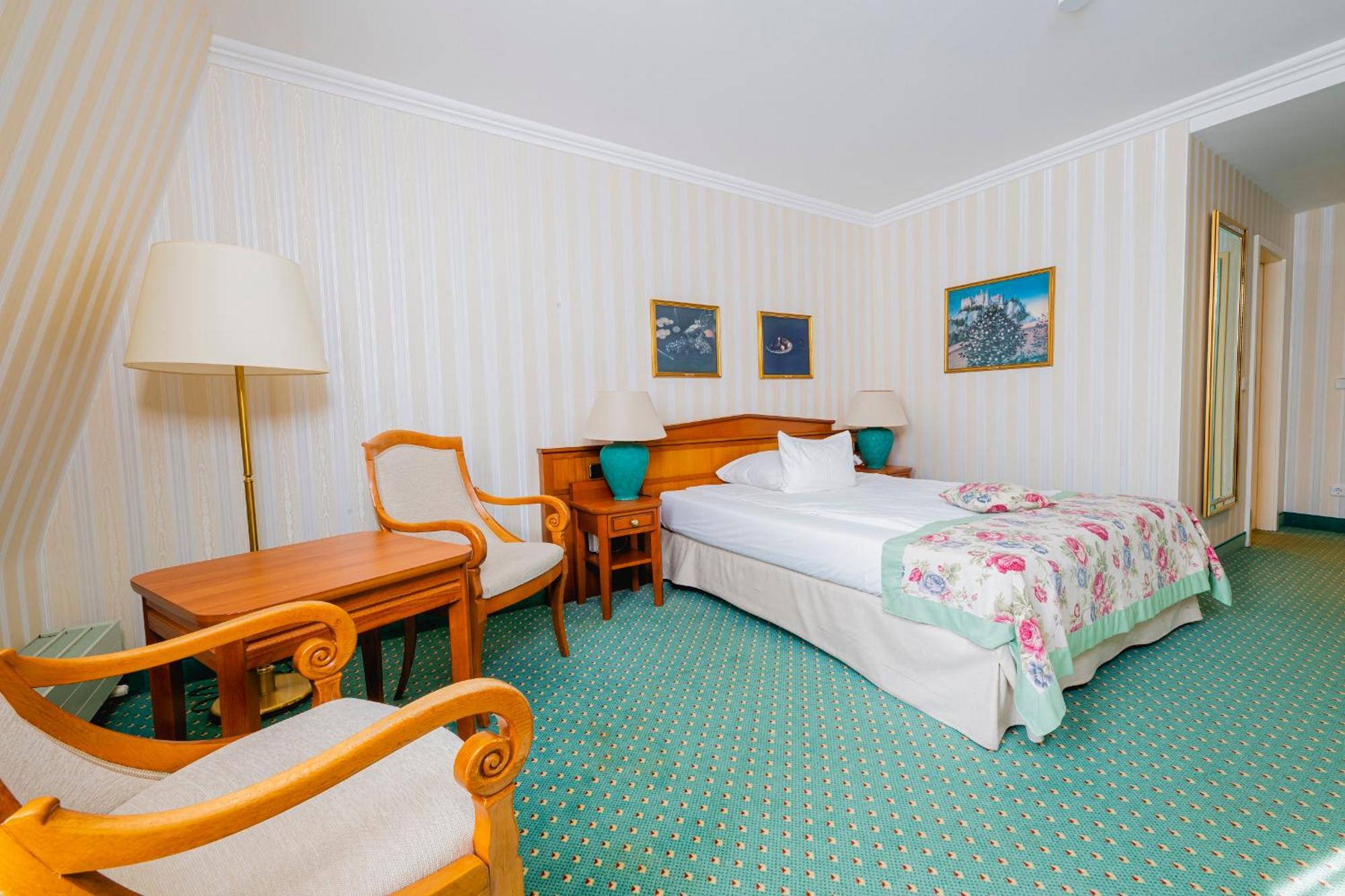 Hotel Am Schlosspark Gotha Exterior foto